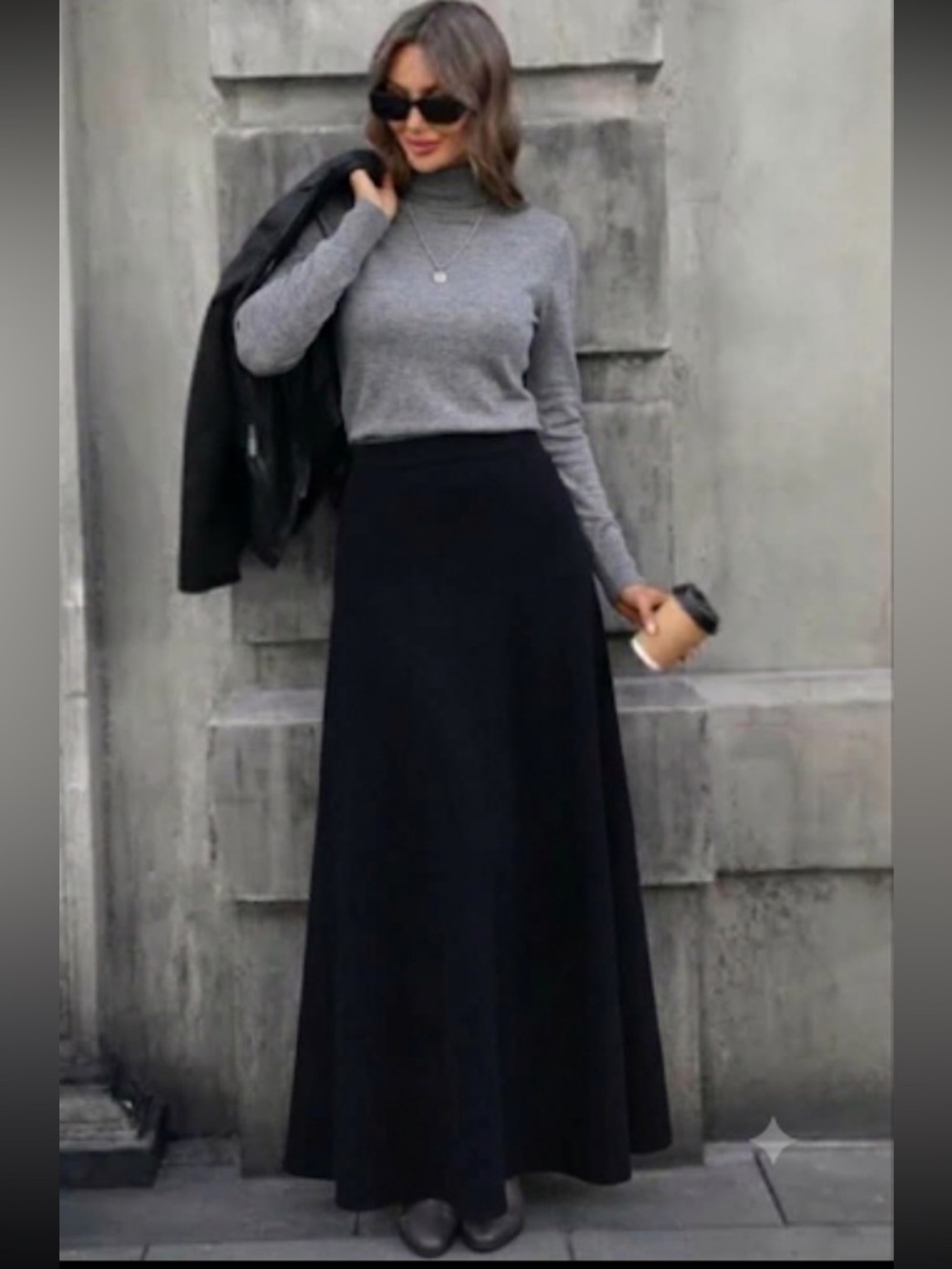 St. John Evening Marie Gray Vintage Black Santana Knit A-line Maxi Skirt Size 6